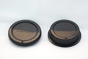 Задняя крышка на объектив и Боди фотоаппарата CANON 2 шт