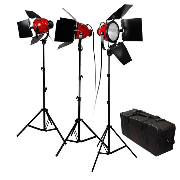 Комплект Red Head 2400W с 3-мя галогенными источниками света на стойках