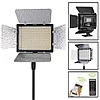 YN-300 III Накамерный LED  прожектор с аккумулятором NP-F970 и  зарядным устройством, фото 6
