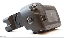 Батарейный блок (бустер) на CANON EOS 7D от MEIKE!, фото 3
