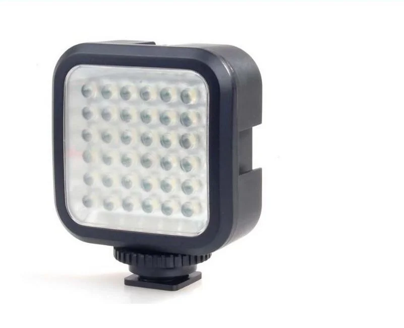 Накамерный прожектор LED-36 с аккумулятором и зарядным .