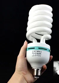 Люминесцентная лампа студийная 200W 5500K для съёмки