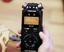 Аудио рекордер tascam dr-05 +2GB SD карта памяти, фото 3